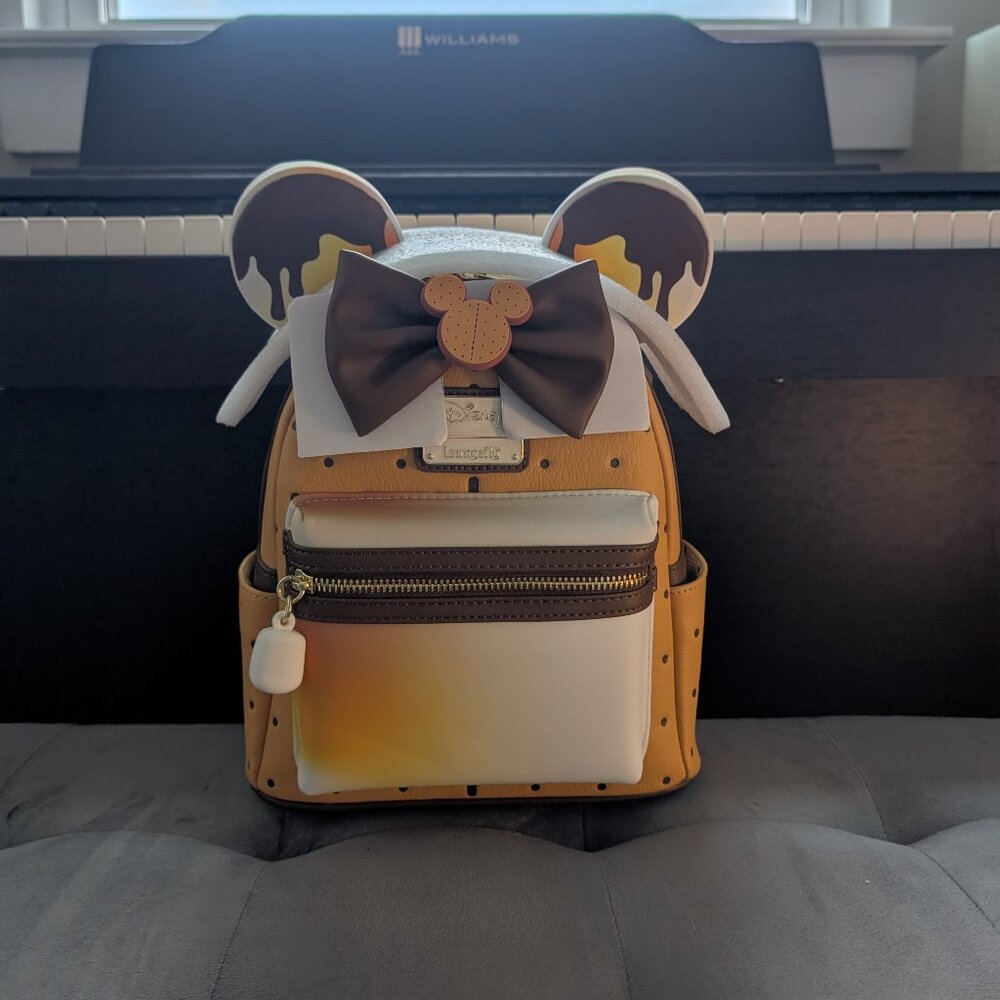 Smores Themed Minnie Mouse Loungefly Backpack!